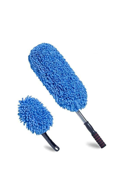 Round car duster for dusting interior surfaces"