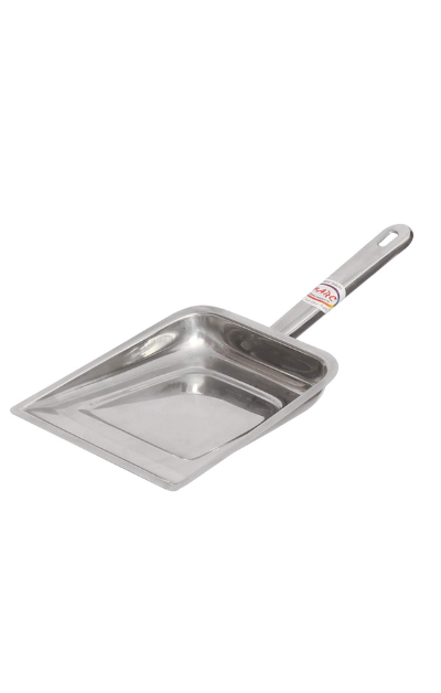 Steel dustpan for durable cleaning"